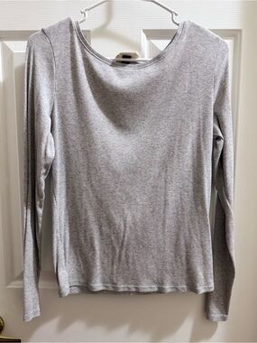 Universal Thread Light Gray Ribbed Long-Sleeve Scoop Neck Top